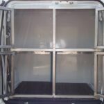 Allestimento officine mobili su misura realizzato su Fiat Doblò con comparti per utensili e materiali per attrezzature da lavoro professionali